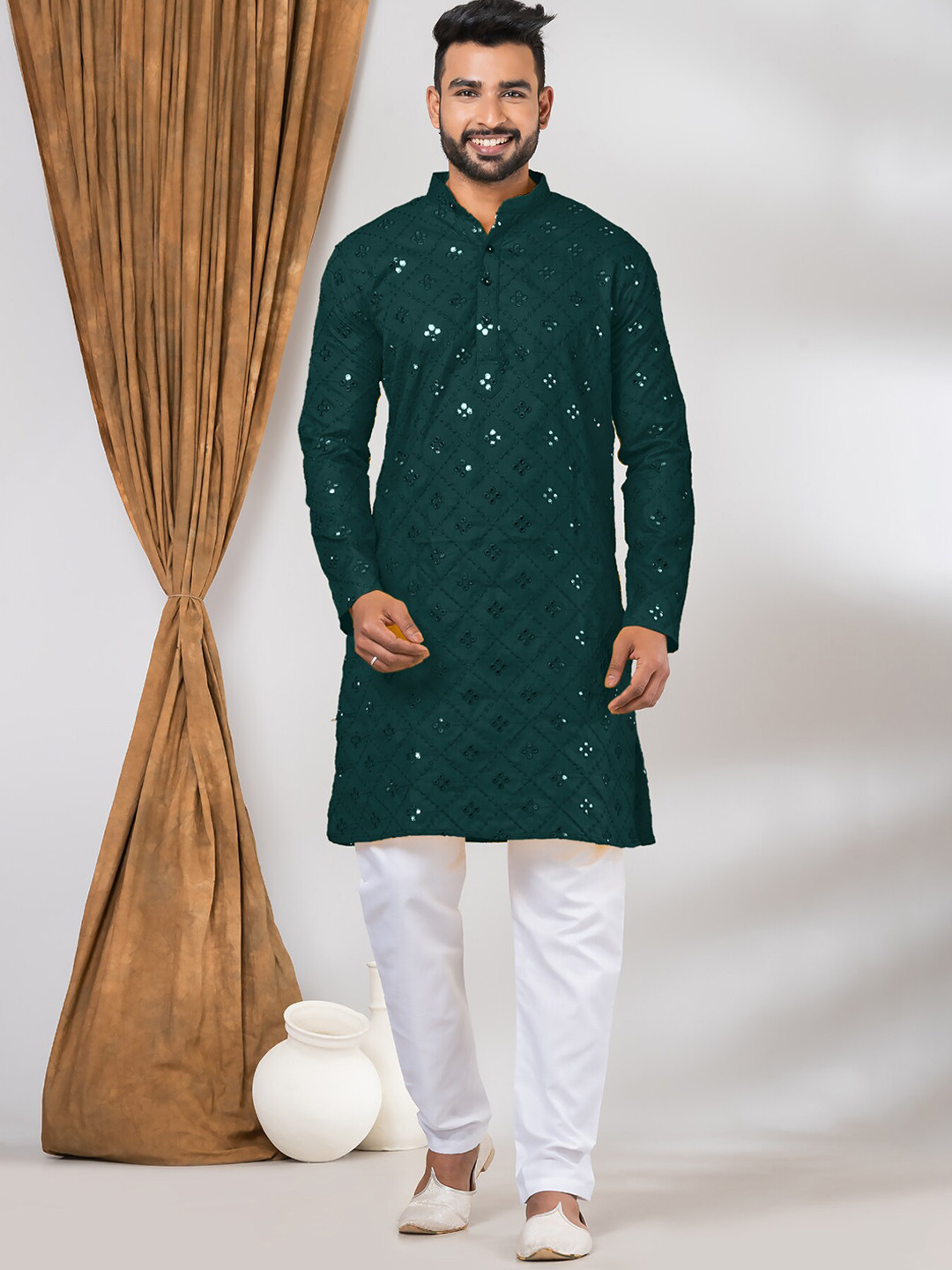 

Angroop Ethnic Motifs Embroidered Regular Mirror Work Kurta with Pyjamas, Green