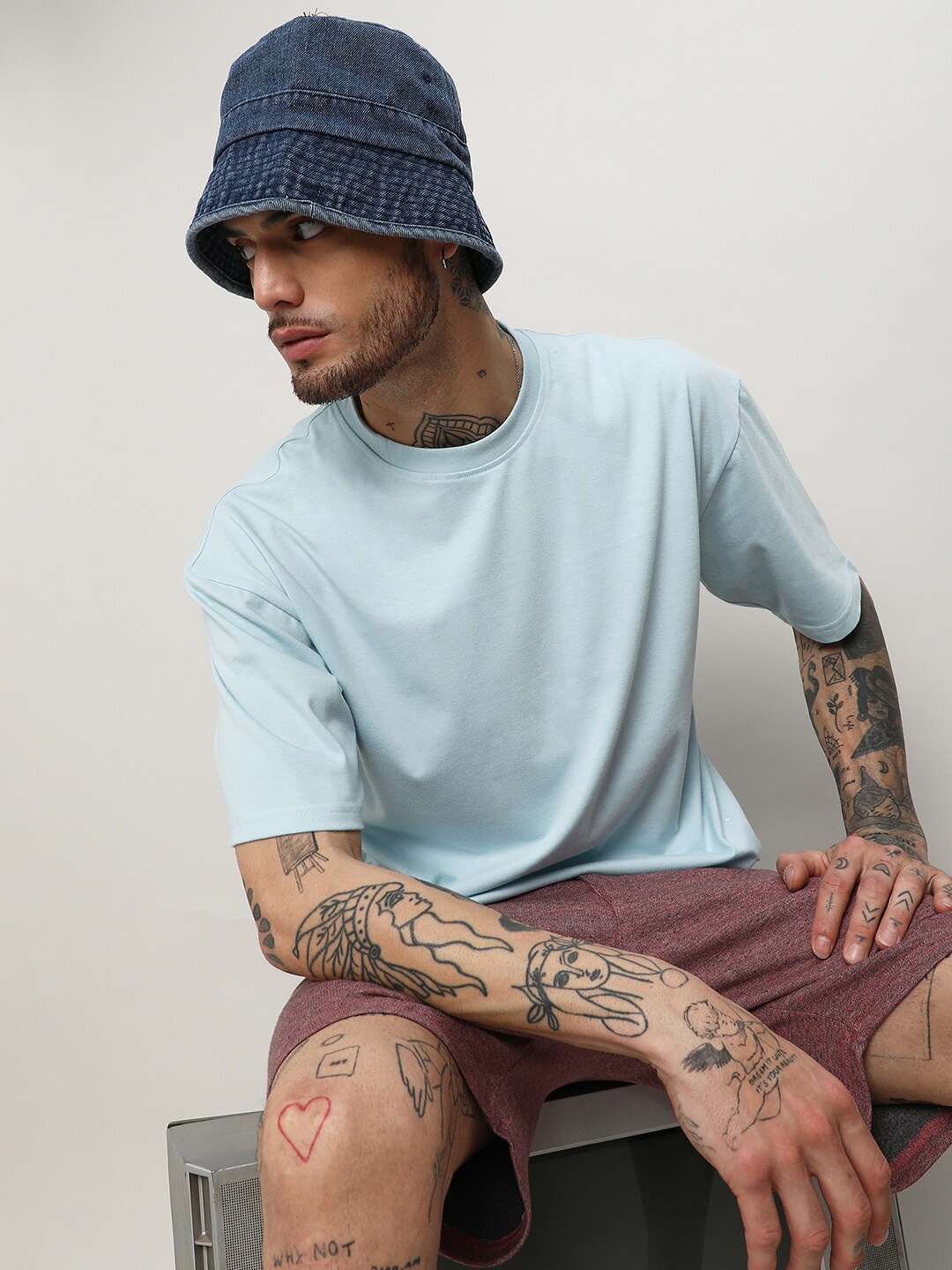 

Campus Sutra Blue Round Neck Drop-Shoulder Sleeves Cotton Oversized T-shirt