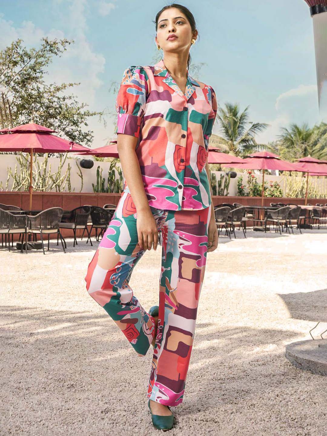 

Curvy Lane Plus Size Geometric Printed Cuffed Sleeves Shirt With Trouser, Pink