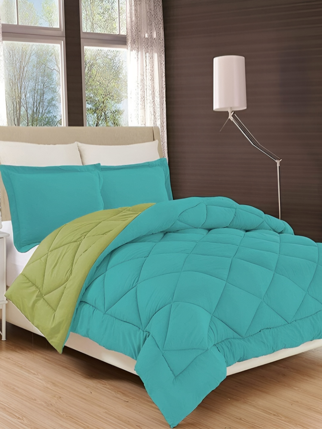 

Comfowell Green & Sea Green Heavy Winter 233 GSM Double Bed Quilt