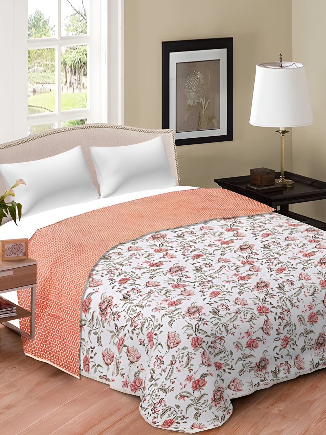 

Comfowell White & Red Floral AC Room Cotton Double Bed Dohar