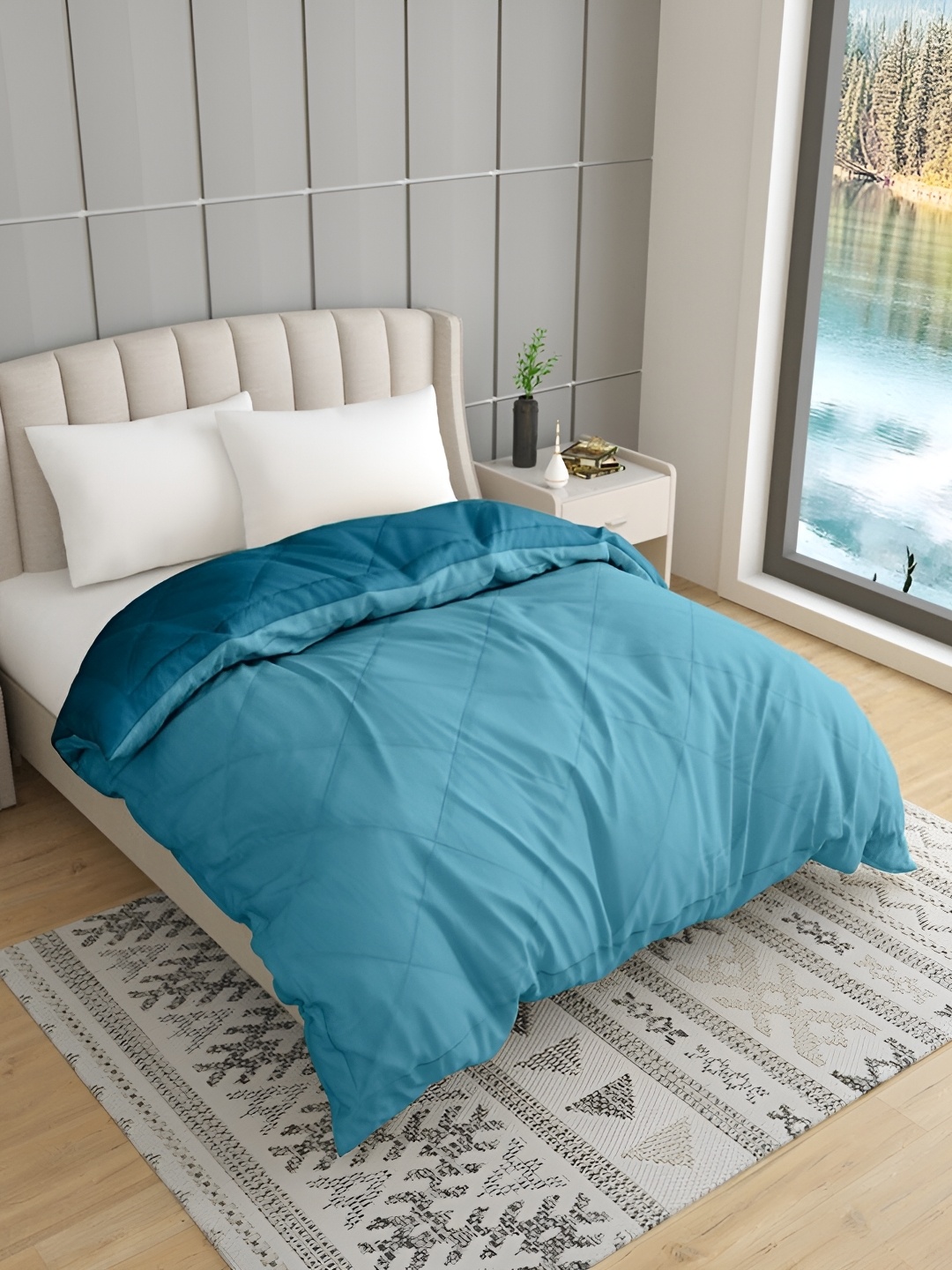 

Comfowell Blue & Turquoise Blue Microfiber Heavy Winter 233 GSM Double Bed Quilt