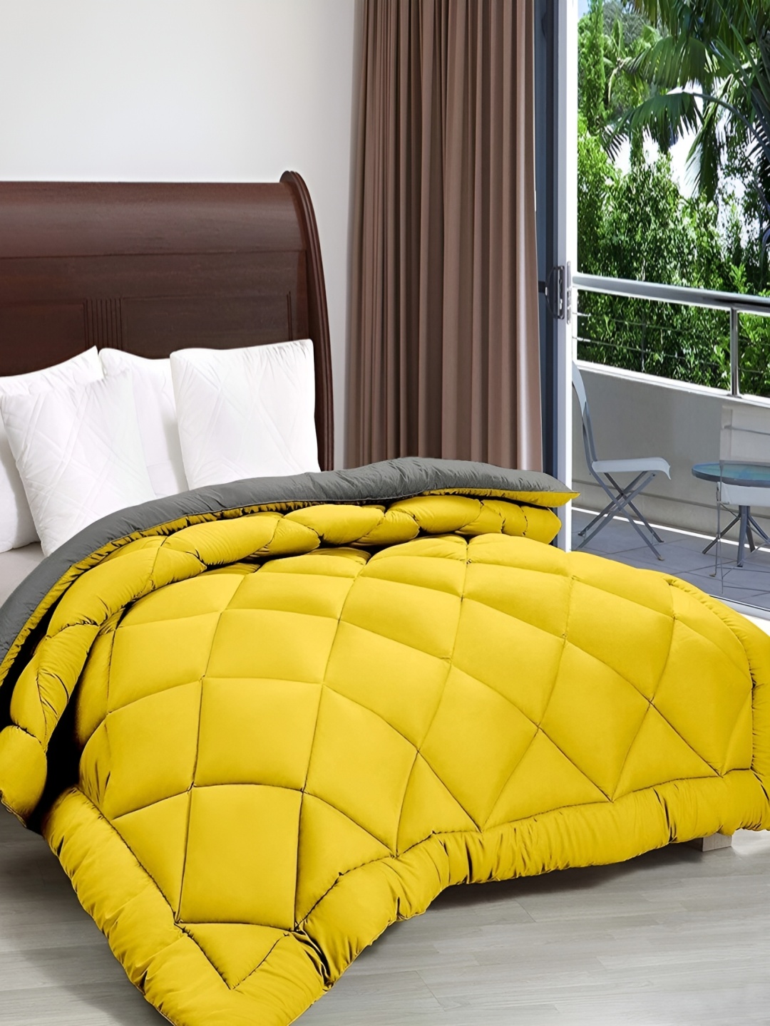 

Comfowell Yellow & Grey Geometric Heavy Winter 233 GSM Double Bed Quilt