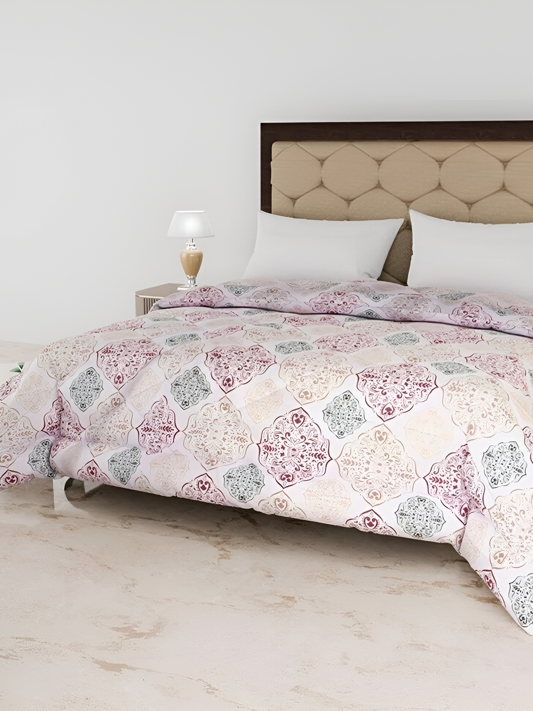 

Comfowell White & Maroon Floral 233 GSM Cotton Heavy Winter Single Bed Quilt