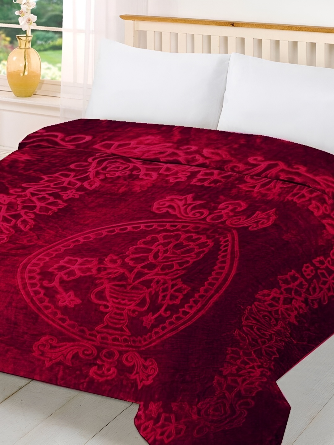 

Comfowell Maroon Microfiber Heavy Winter 110 GSM Double Bed Blanket