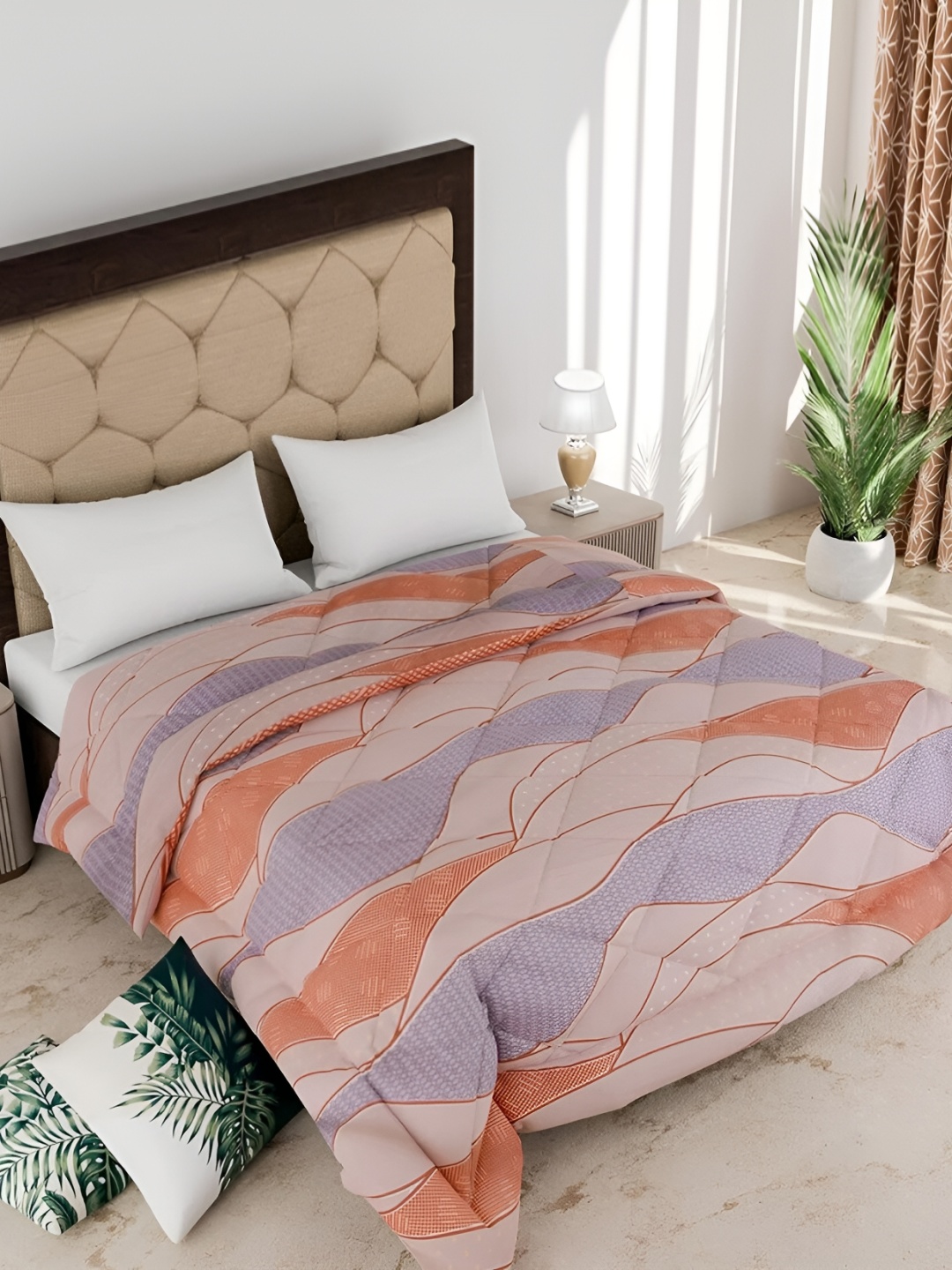 

Comfowell Beige & Brown Abstract Printed Heavy Winter 233 GSM Double Bed Quilt