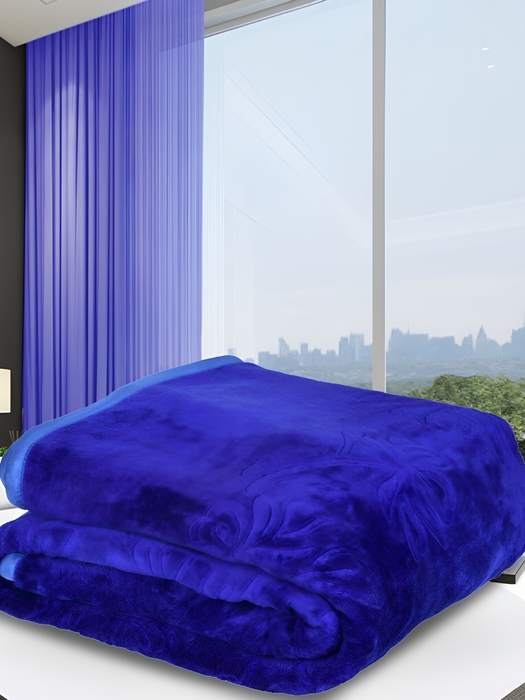 

Comfowell Blue Ethnic Motifs Heavy Winter 110 GSM Single Bed Blanket