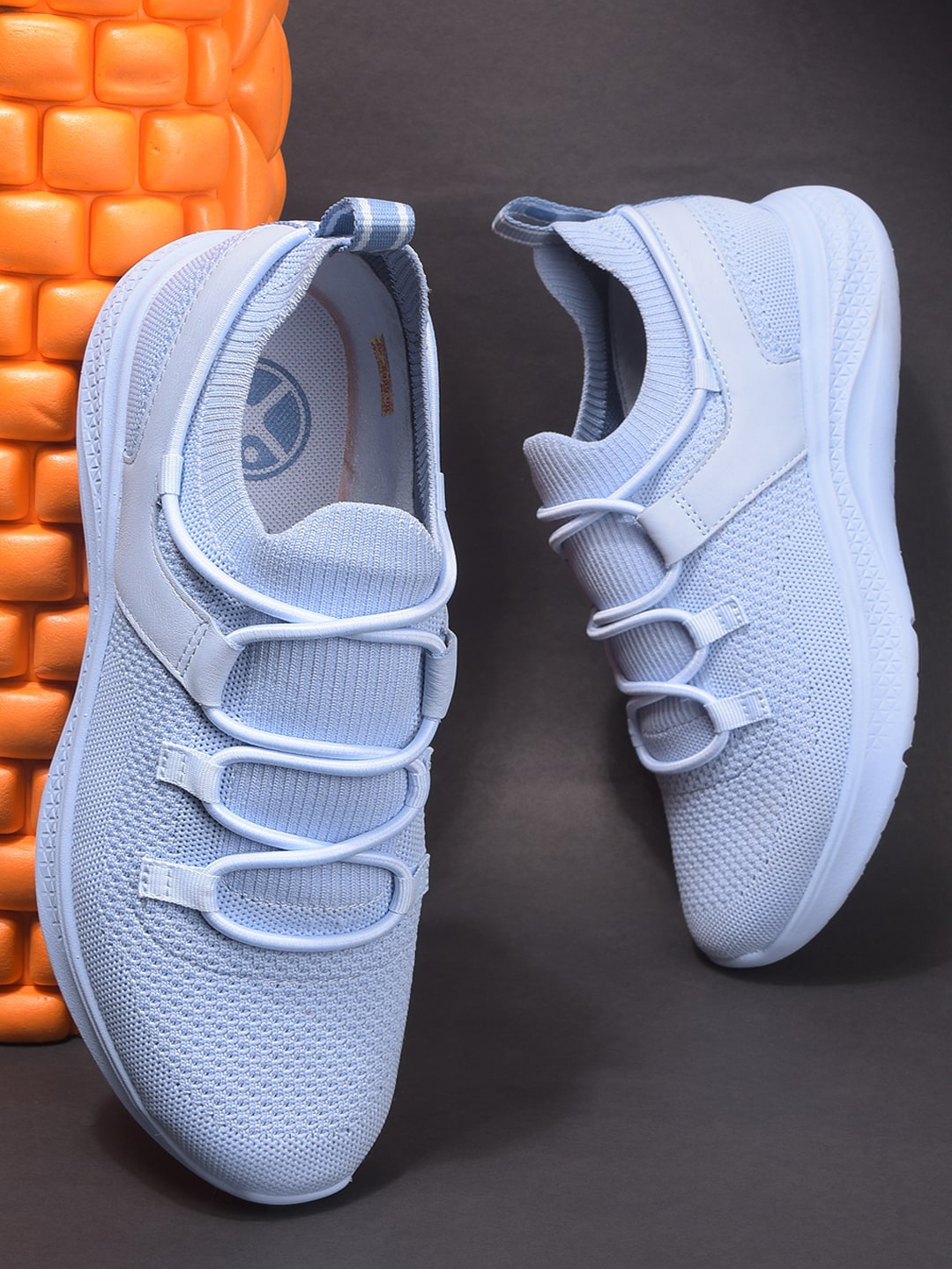 

Hush Puppies Women Textured Round Toe Textile Slip-On Sneakers, Blue