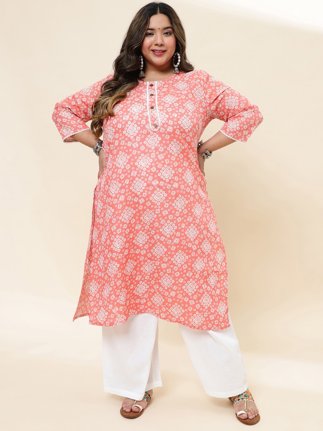 

Sringam Plus Size Geometric Printed Cotton Straight Kurta, Peach