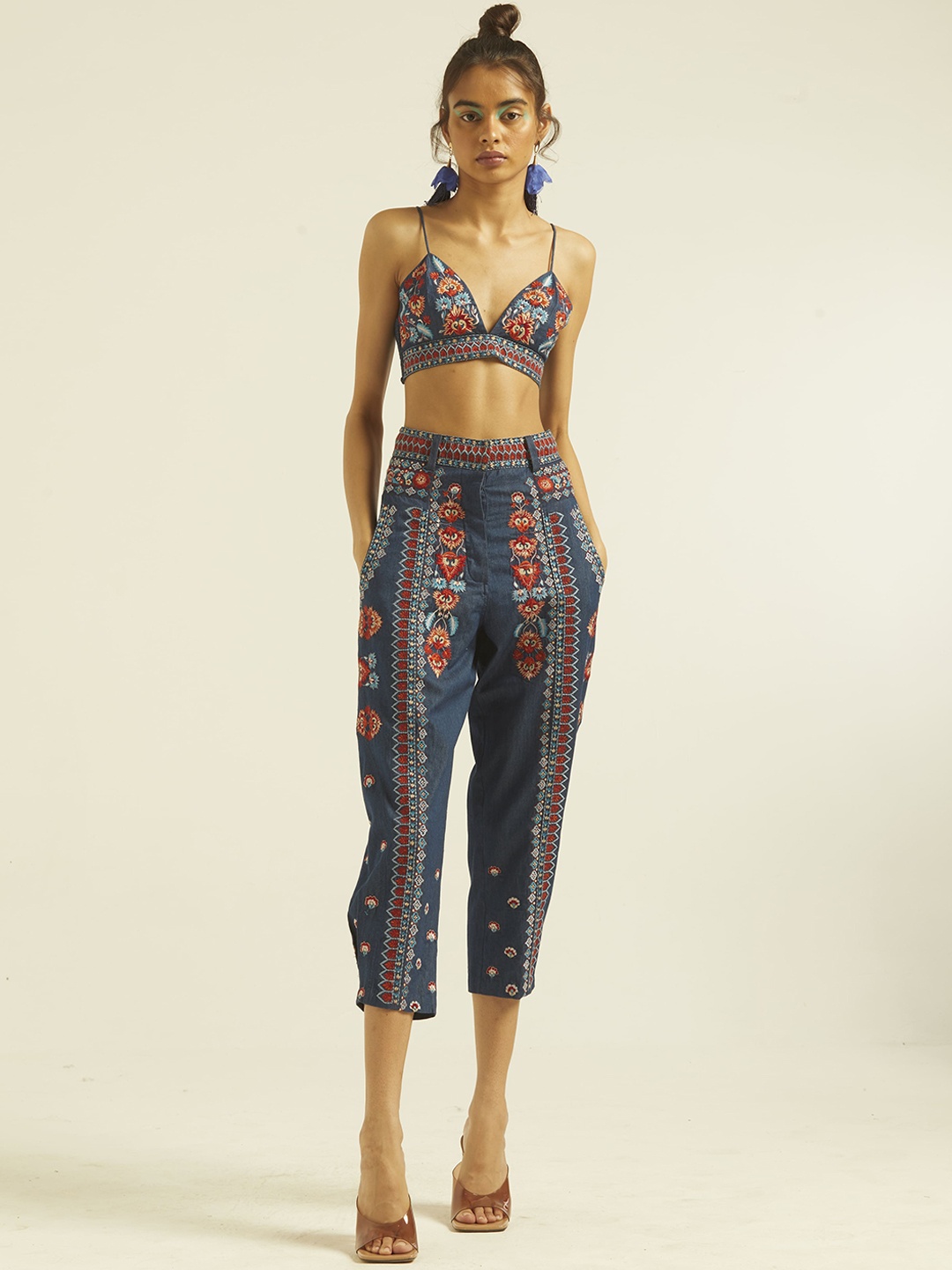 

Dash and Dot Floral Embroidered Cropped Top With Trousers, Blue