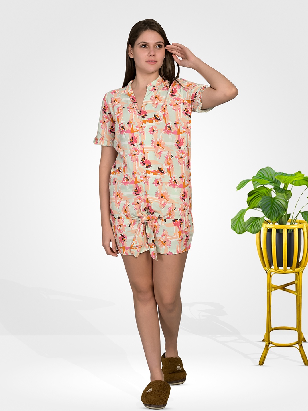 

MAYSIXTY Floral Printed Mandarin Collar Shirt With Shorts, Sea green