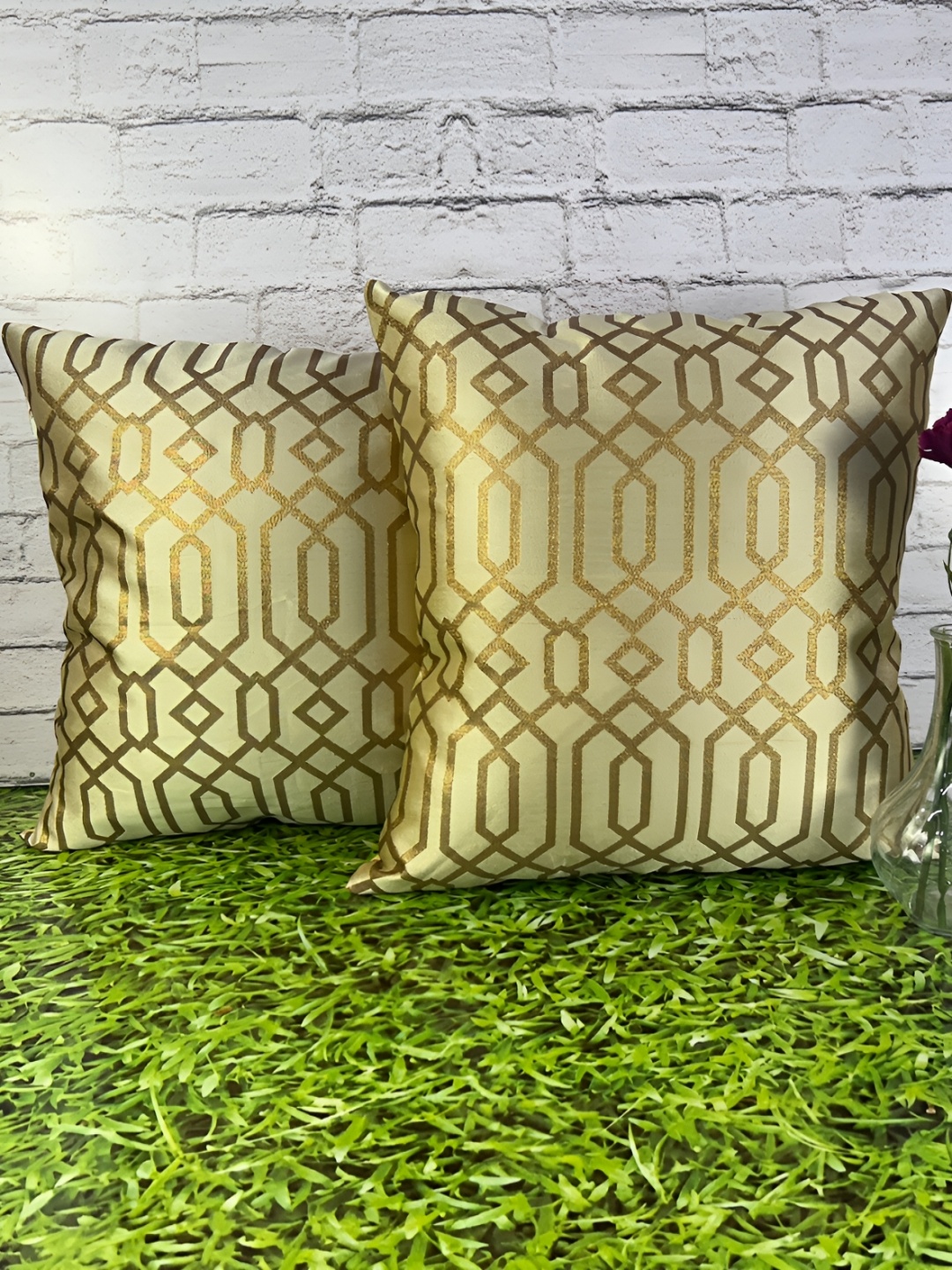 

Pink Parrot Yellow 5 Pieces Geometric Square Cushion Covers