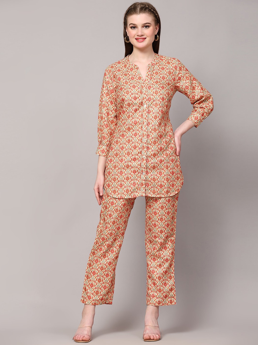 

Poshak Hub Printed Tunic With Trousers, Yellow