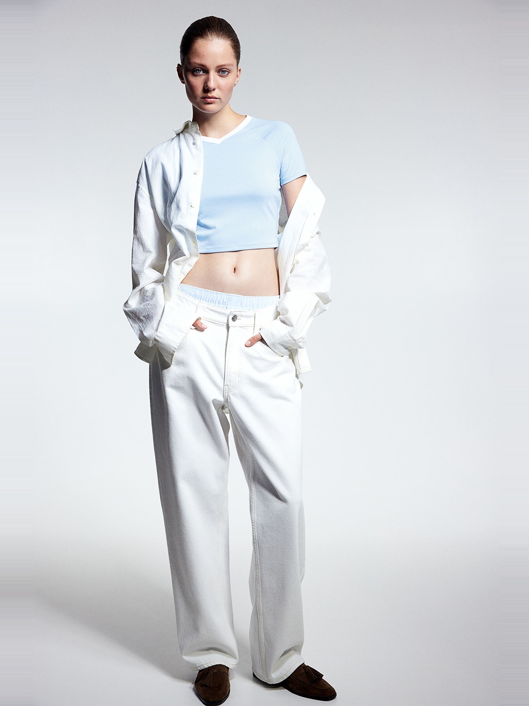 

H&M Cropped V-Neck T-shirt, Blue