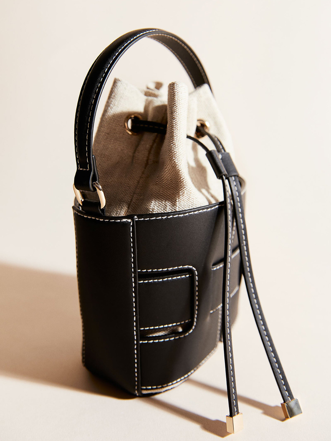 

H&M Crossbody Bucket Bag, Black