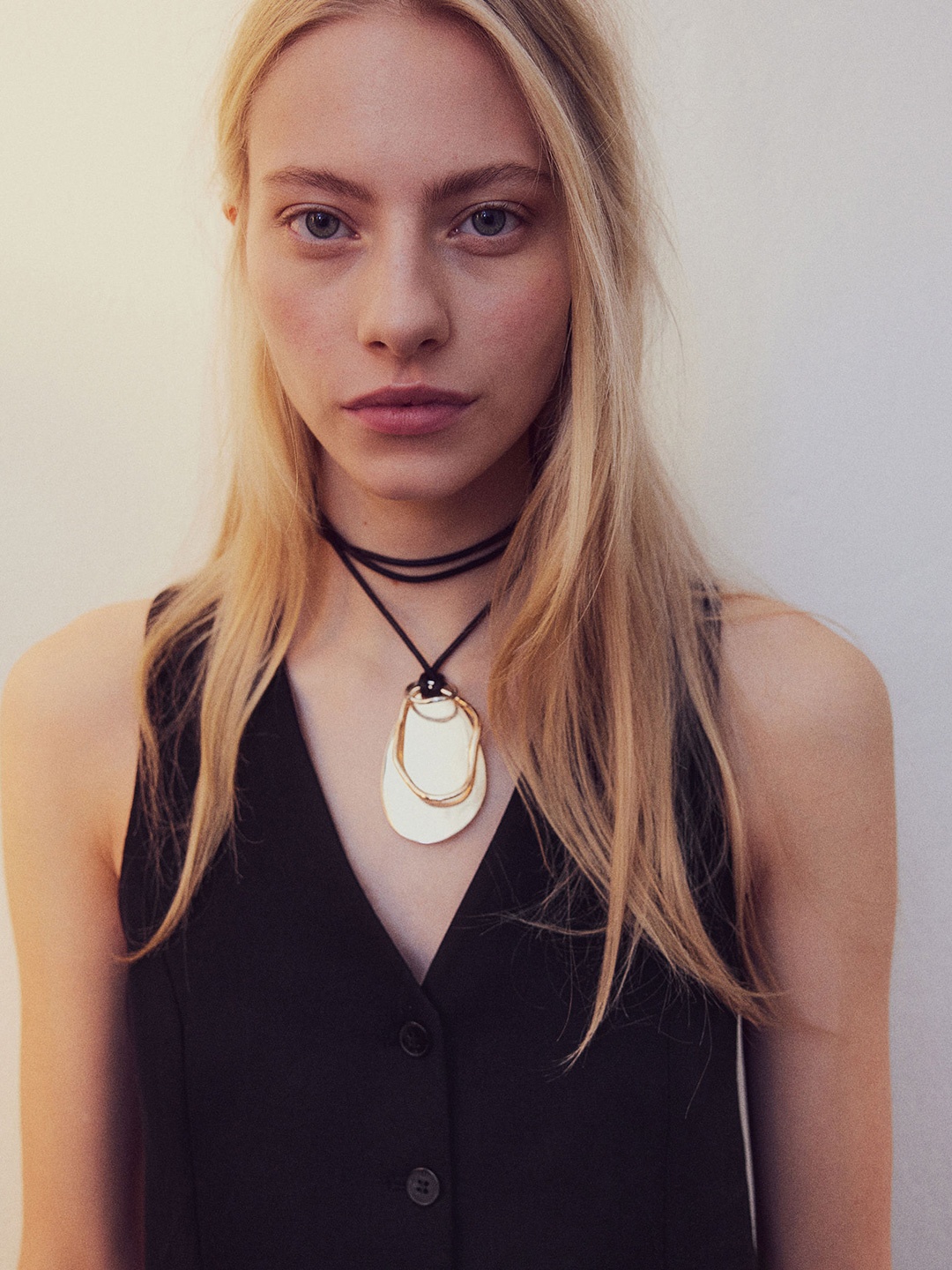 

H&M Pendant Cord Necklace, Gold