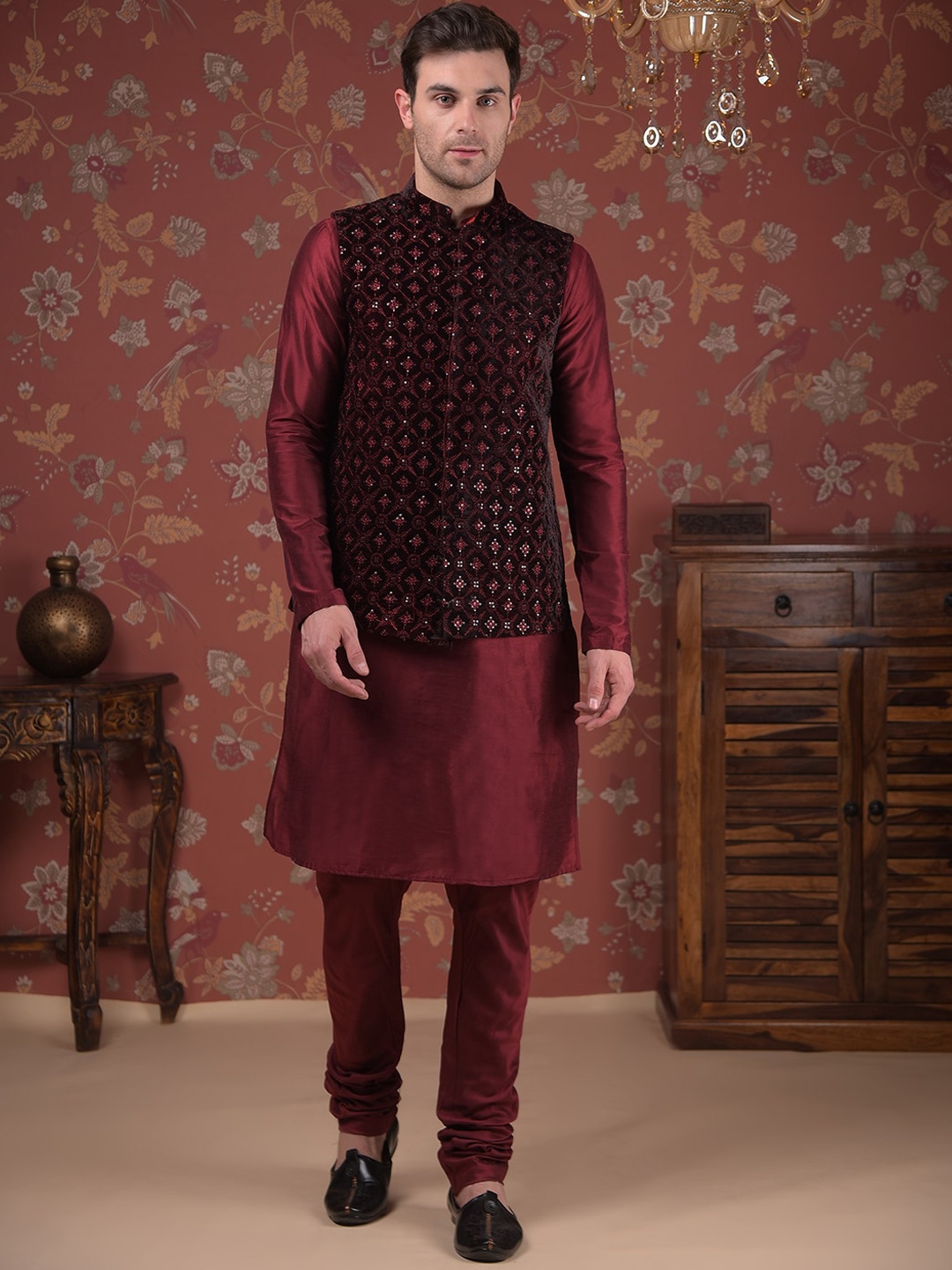 

House of Pataudi Kurta With Churidar & Nehru Jacket Set, Maroon