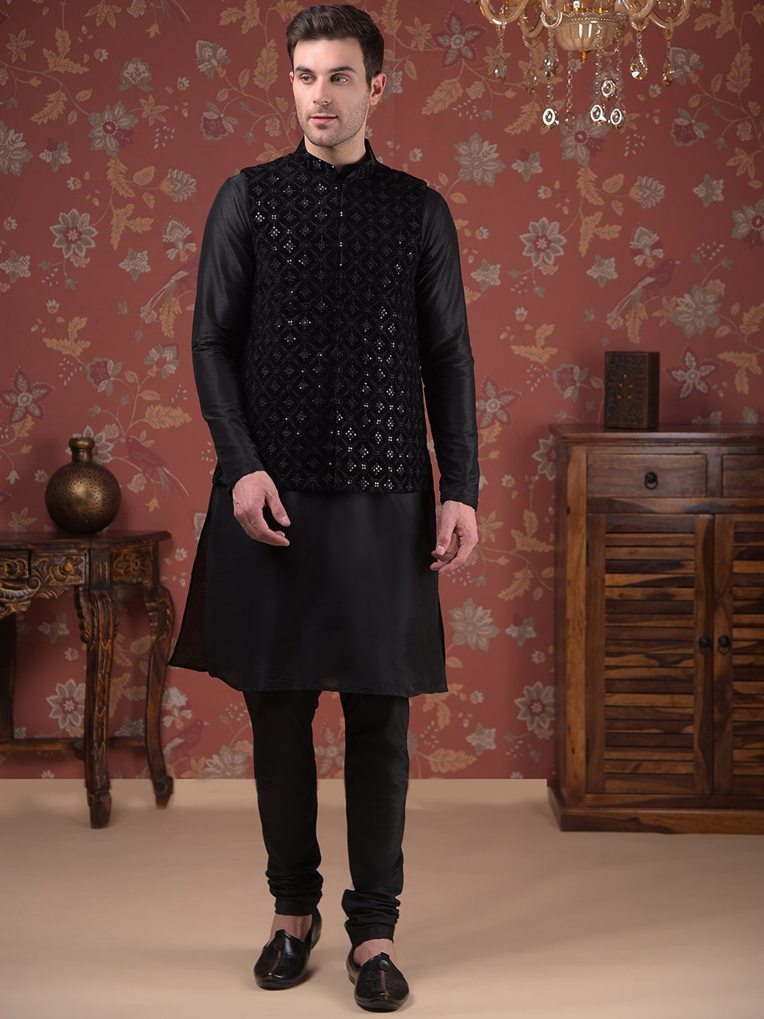 

House of Pataudi Mandarin Collar Straight Kurta With Churidar & Embroidary Nehru Jacket, Black