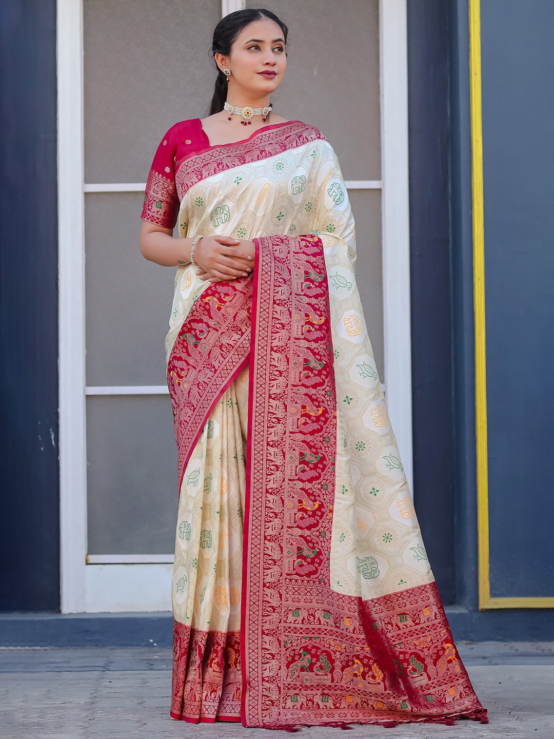 

IndianRang Ethnic Motifs Woven Design Zari Detailed Pashmina Saree, White