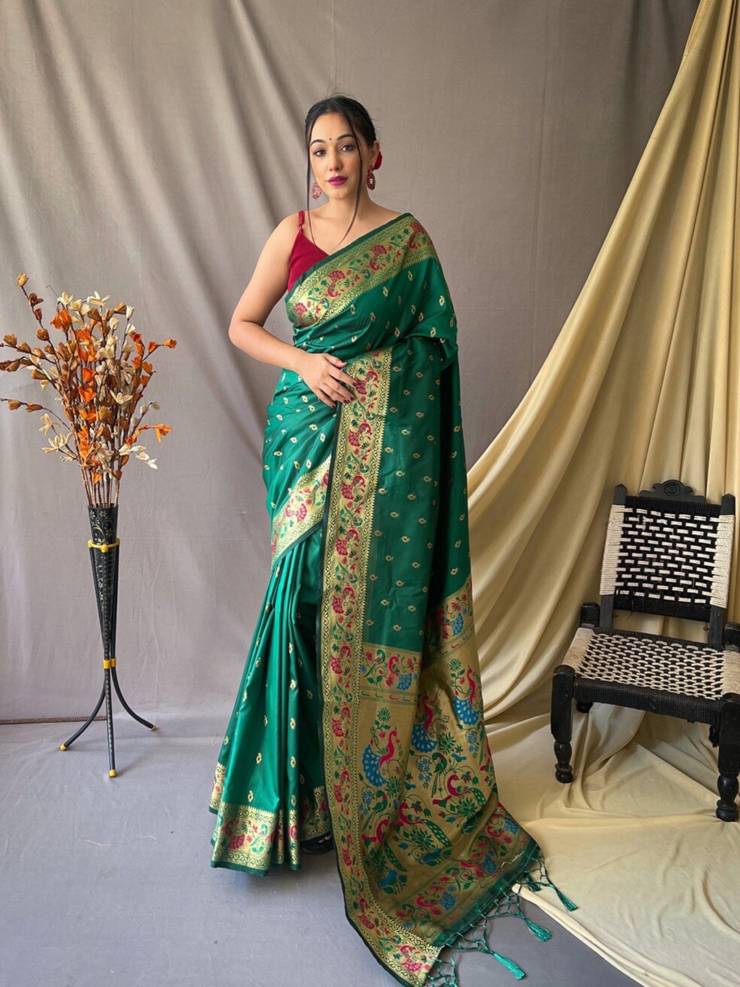 

SGF11 Woven Design Pure Zari Heavy Work Paithani Kanjeevaram Silk Saree, Green