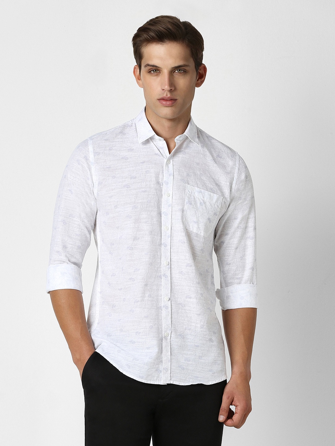 

Peter England Casuals Slim Fit Abstract Printed Cotton Casual Shirt, White