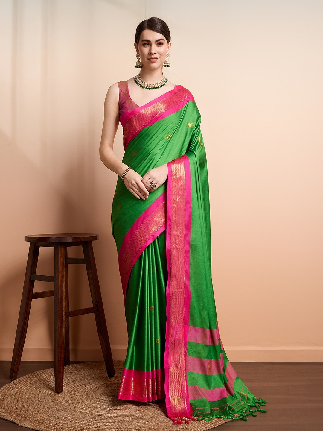 

SGF11 Ethnic Motifs Woven Design Zari Kanjeevaram Silk Saree, Fluorescent green