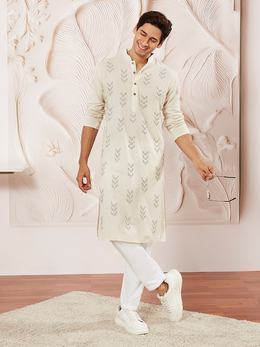 

VASTRAMAY Embroidered Regular Kantha Work Kurta with Pyjamas, Cream