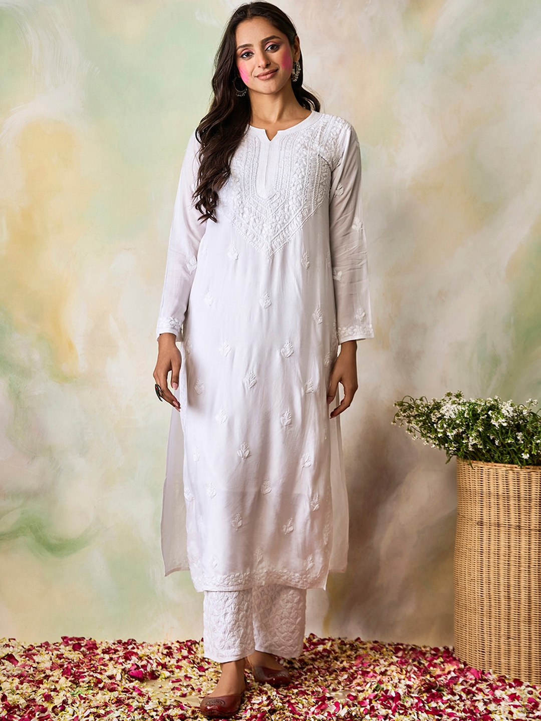 

HOUSE OF KARI Ethnic Motifs Embroidered Chikankari Straight Kurta, White