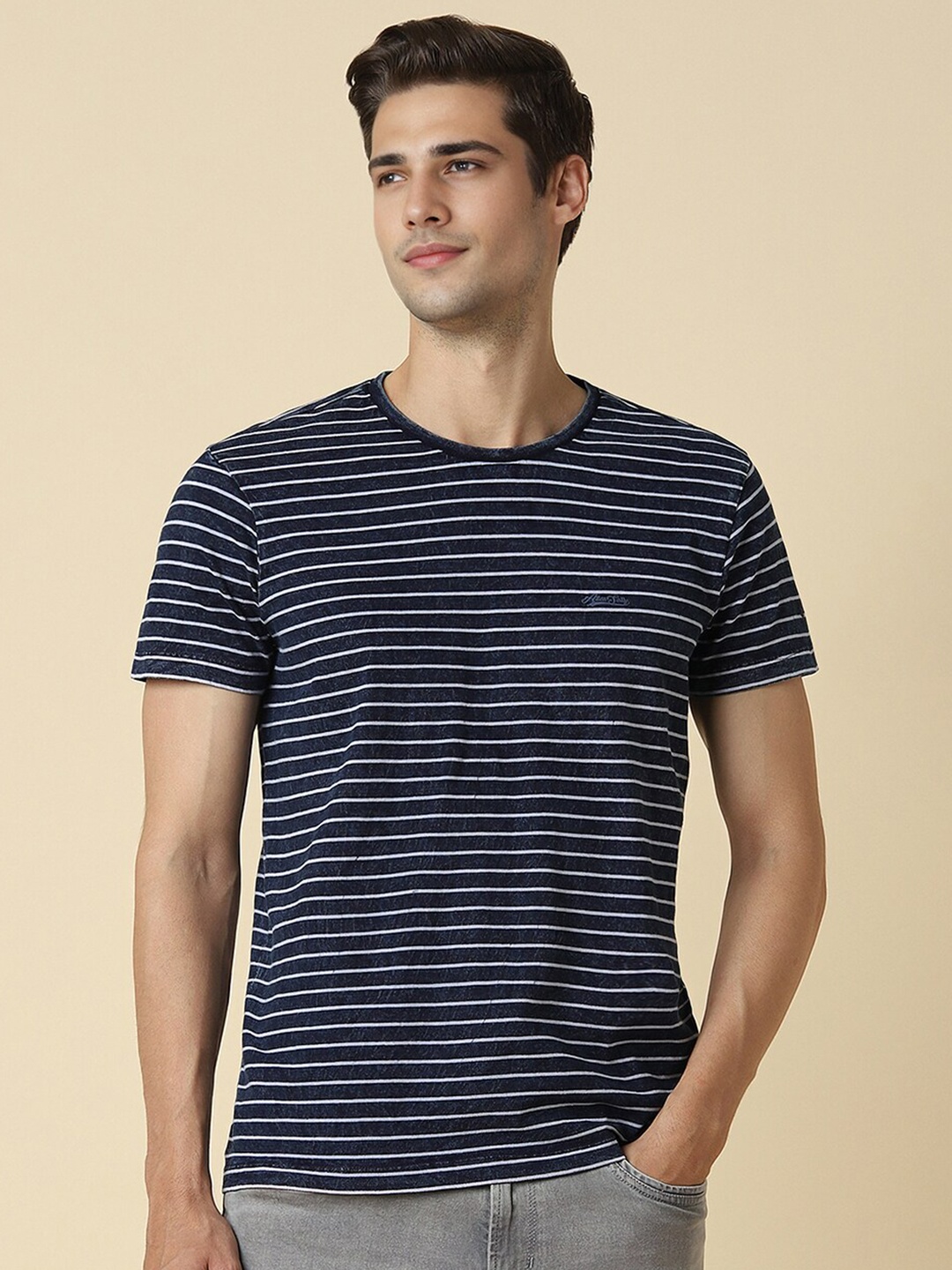

Allen Solly Striped Pure Cotton Slim Fit T-shirt, Navy blue