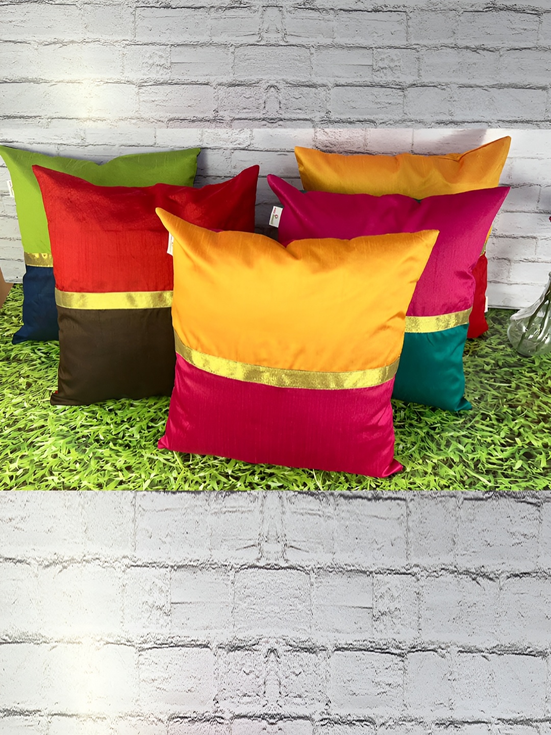 

Pink Parrot Pink & Yellow 5 Pieces Colourblocked Zari Square Cushion Covers