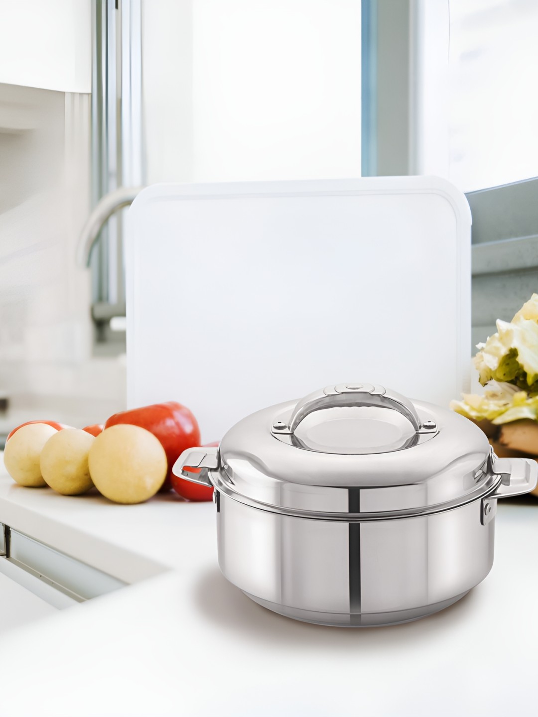 

Cello Maxima SilverToned Stainless Steel Casserole 2.3L, Silver