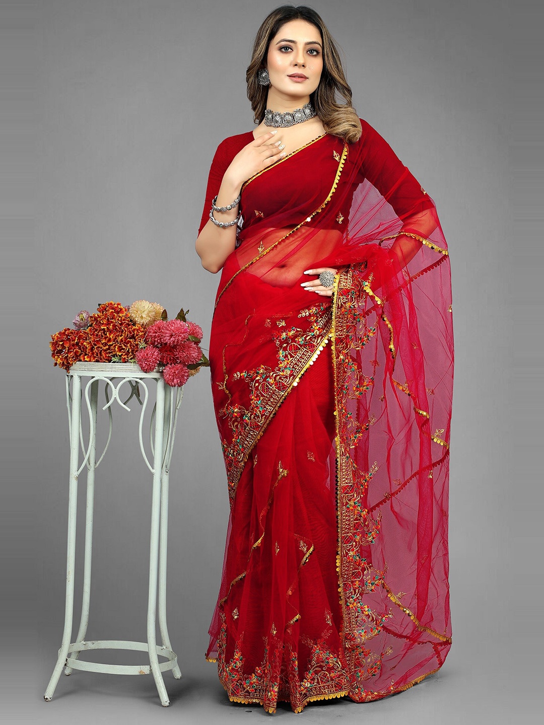 

BARKIYA CREATION Embellished Beads & Stones Net Saree, Red