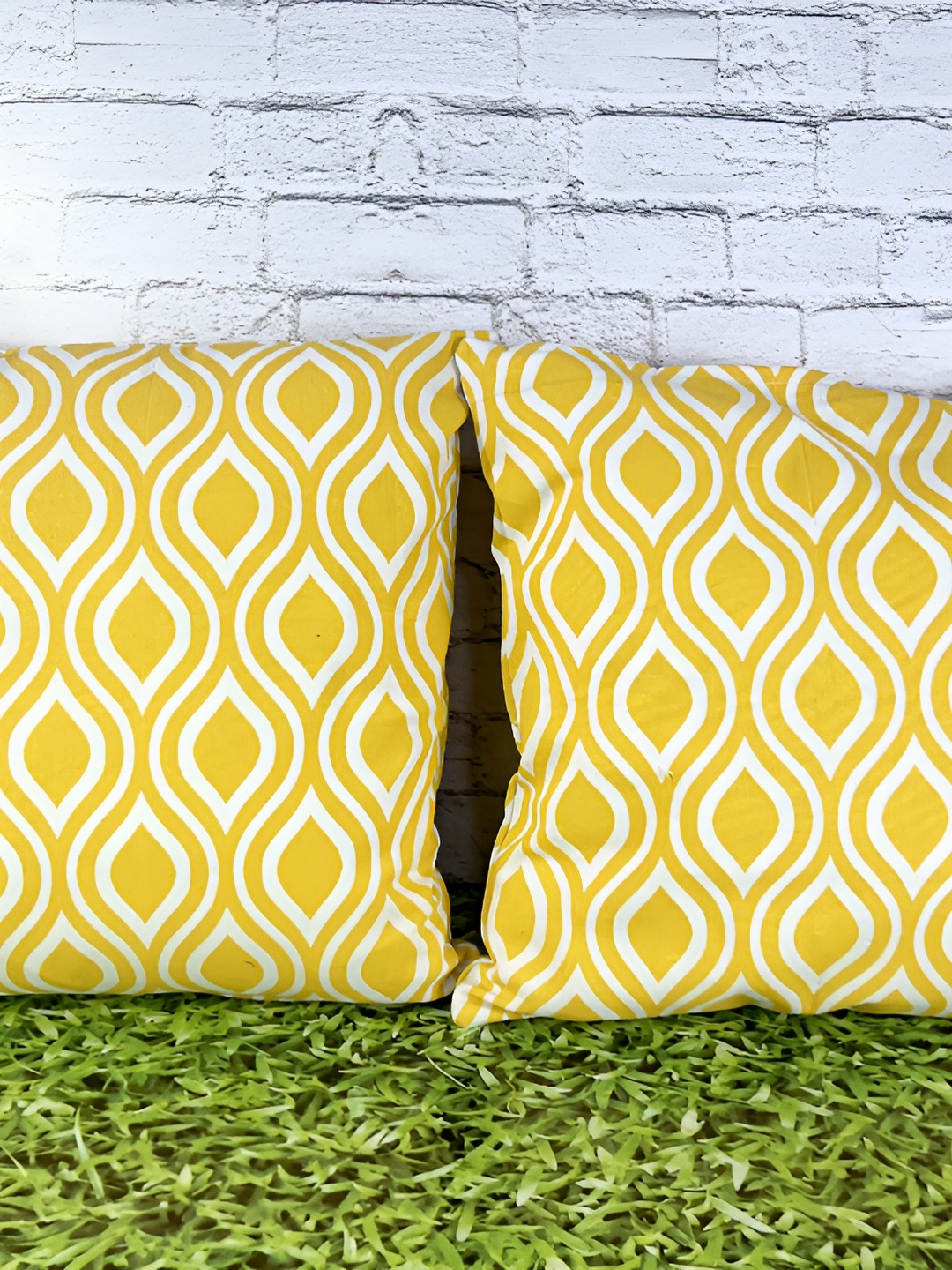 

Pink Parrot Yellow & White 2 Pieces Geometric Square Cushion Covers