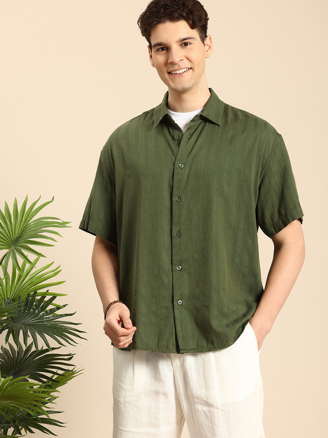 

Mast & Harbour Men Standard Casual Shirt, Green