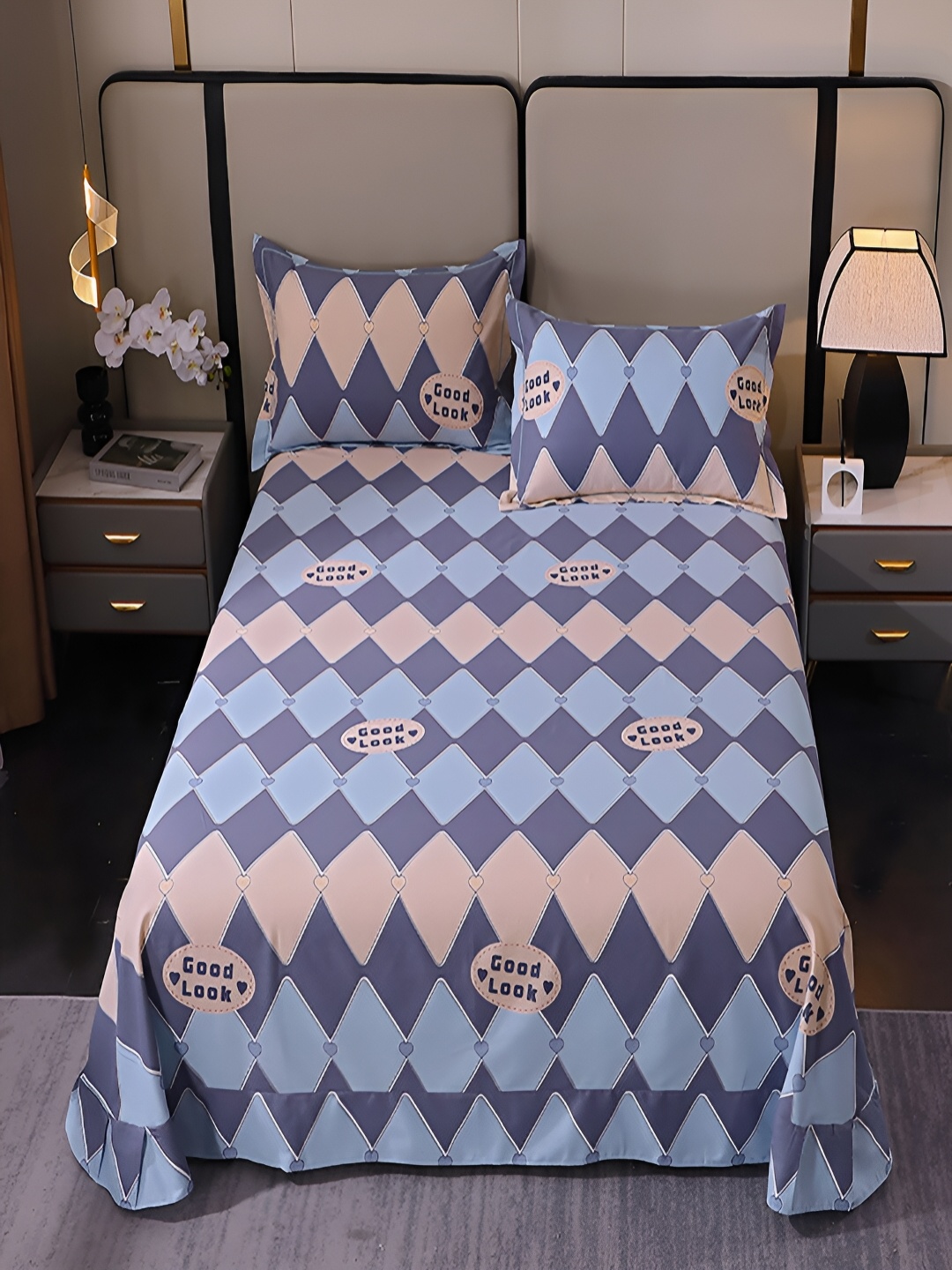 

JC HOME Blue & Beige Geometric 220 TC Cotton King Bedsheet with 2 Pillow Covers