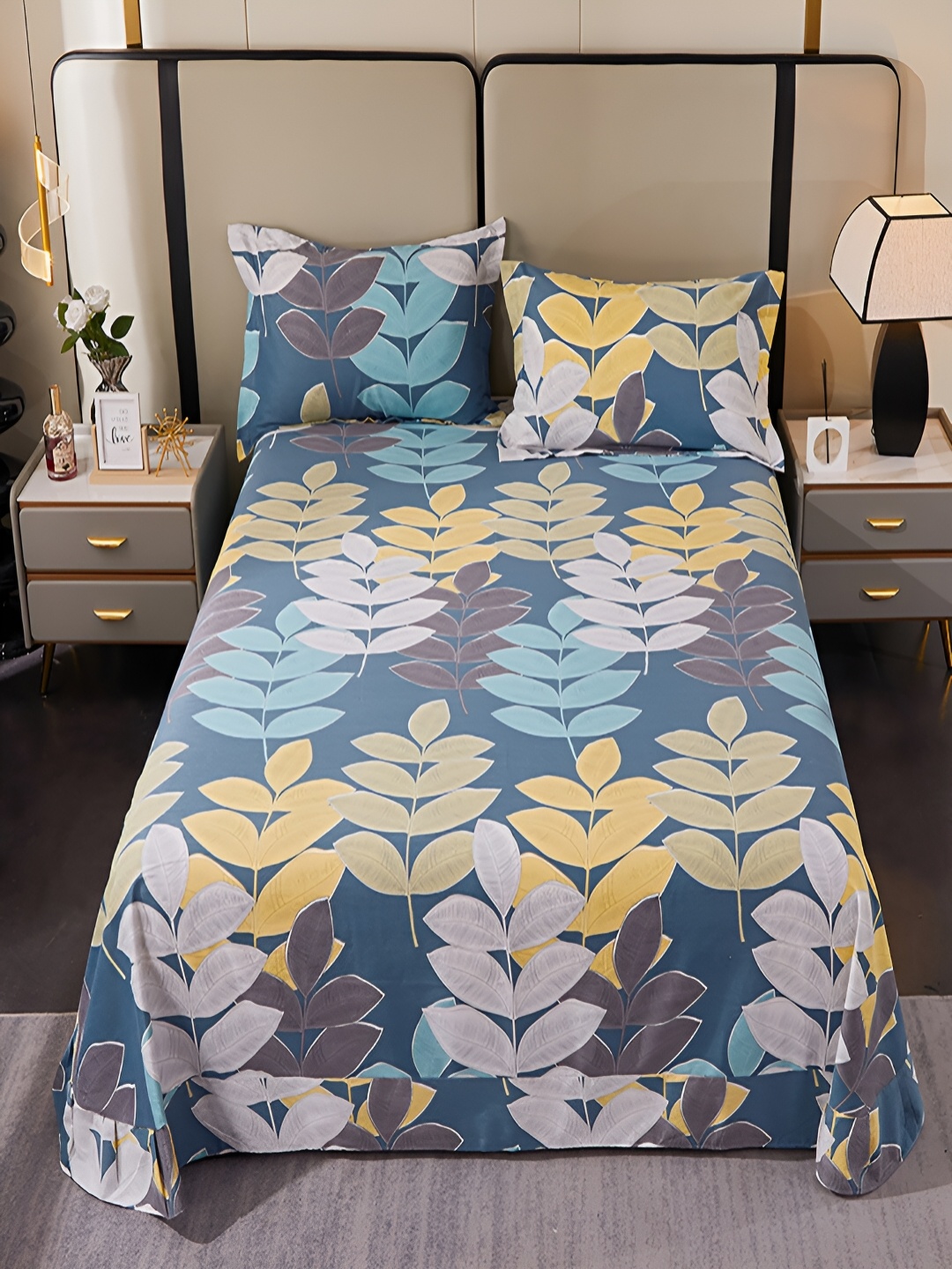 

JC HOME Blue & Yellow Floral Cotton 220 TC King Bedsheet With 2 Pillow Covers