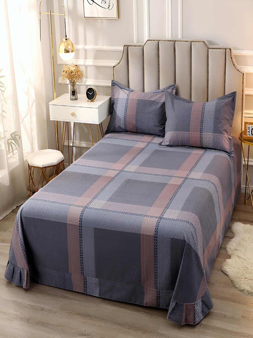 

JC HOME Grey & Peach-Coloured Geometric Cotton King Bedsheet with 2 Pillow Covers