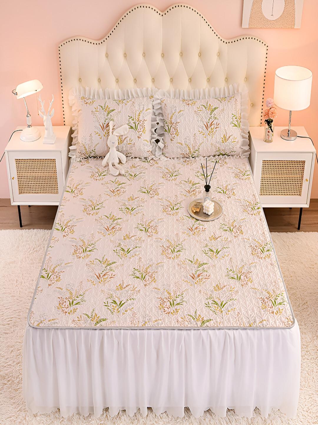 

JC HOME Beige & Green Floral Cotton 160 TC King Bedsheet with 2 Pillow Covers