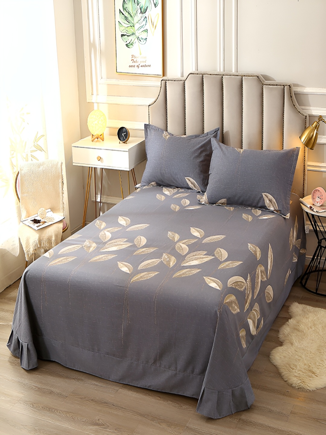 

JC HOME Grey & Brown Floral King Bedsheet with 2 Pillow Covers