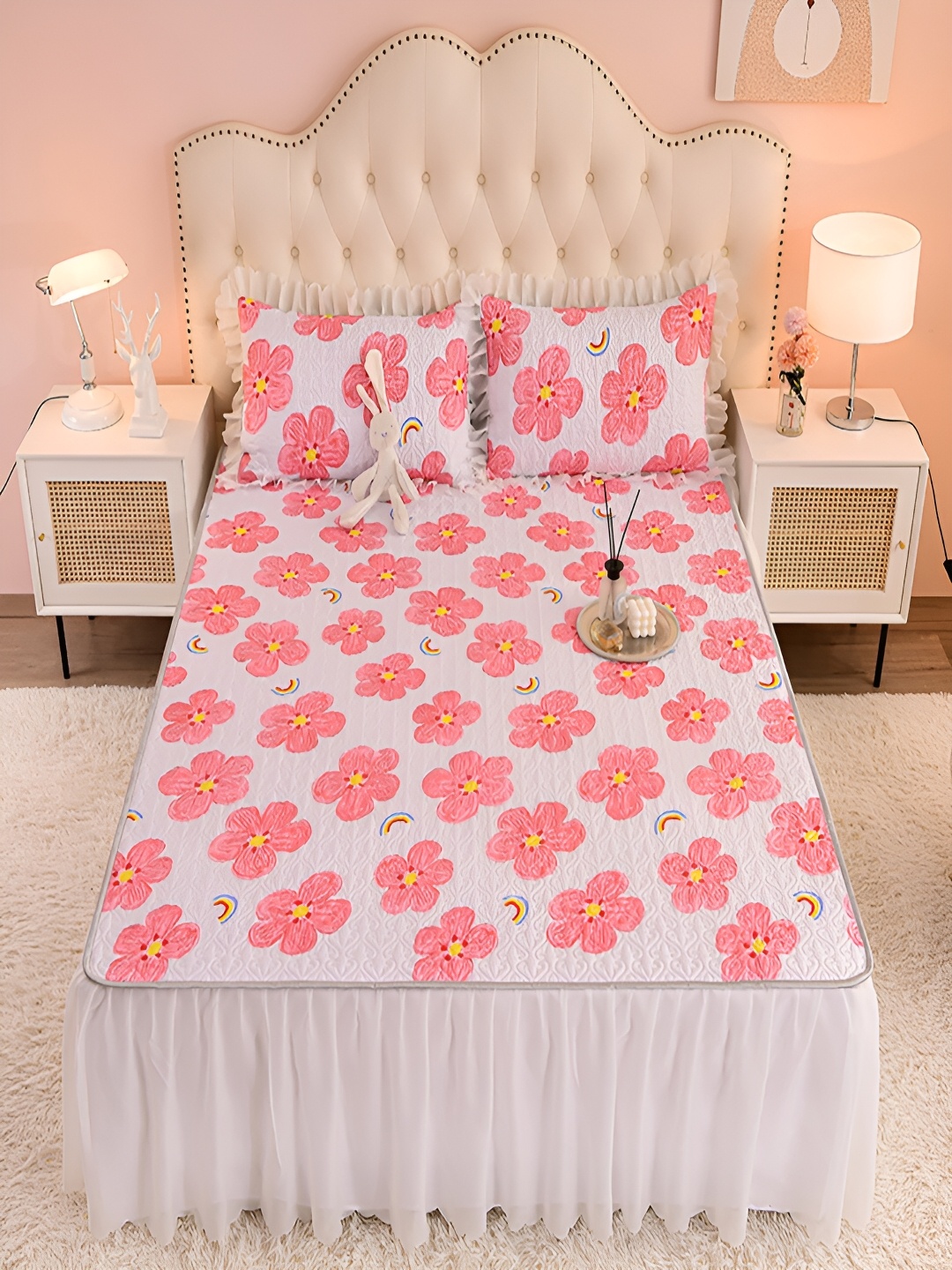 

JC HOME White & Pink Floral Printed 160 TC Queen Bedsheet with 2 Pillow Covers