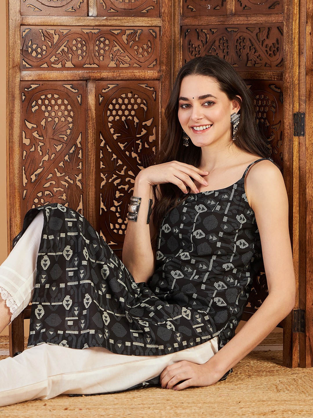 

Anouk Ethnic Motifs Printed Regular Pure Cotton Kurta with Trousers, Black