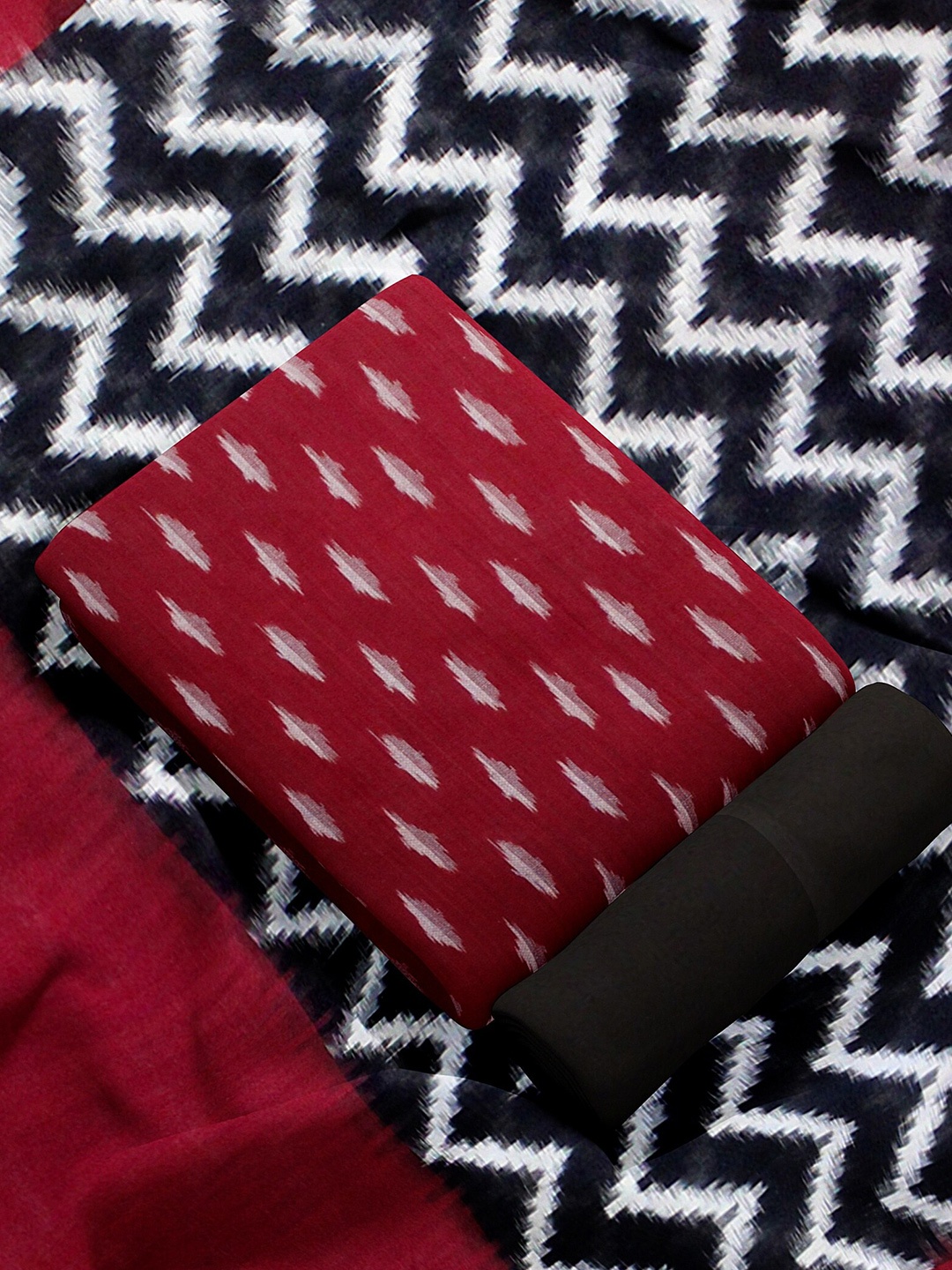 

Weaves of Tradition Printed Pure Cotton Unstitched Dress Material, Maroon