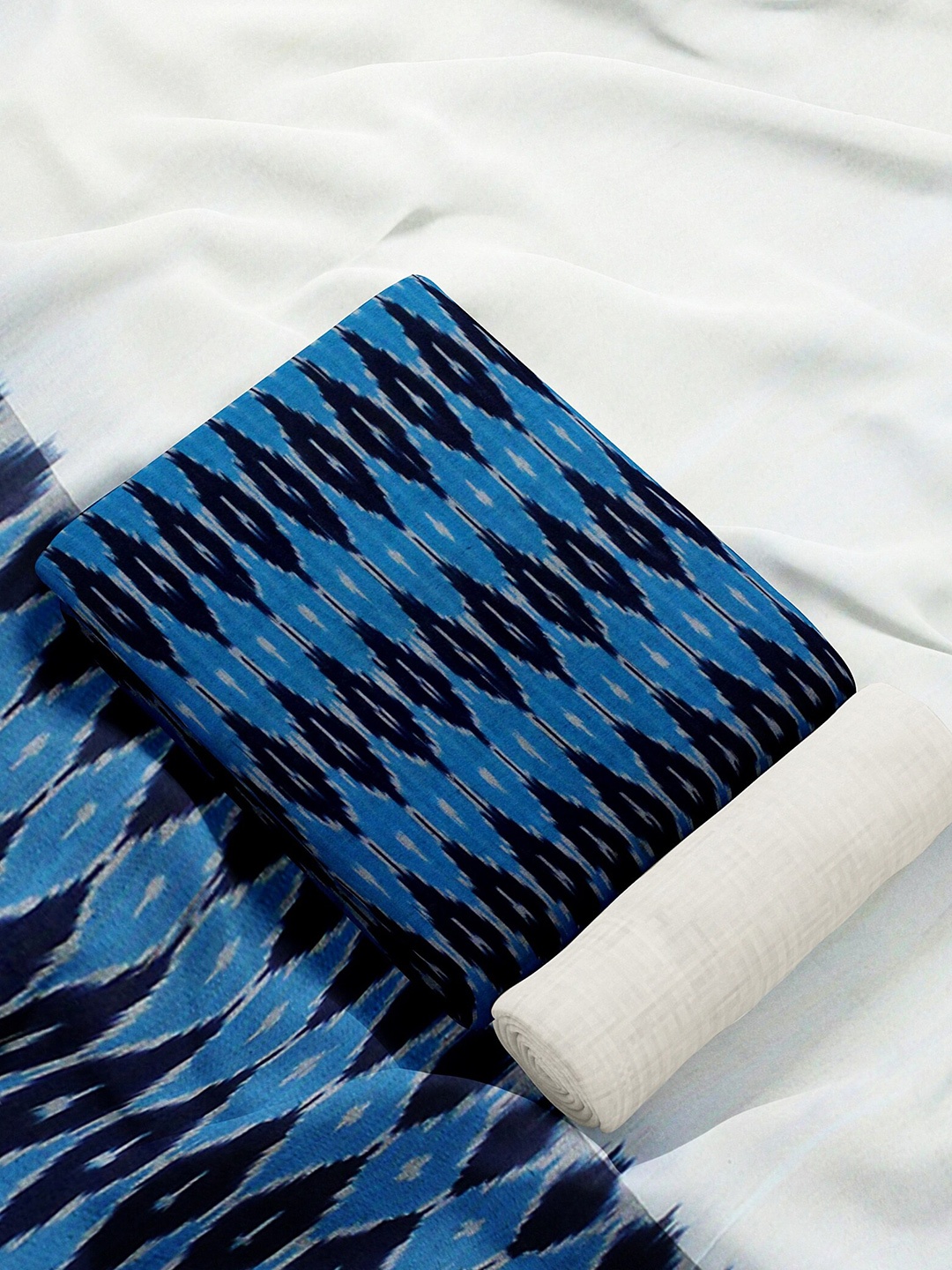 

Weaves of Tradition Printed Pure Cotton Unstitched Dress Material, Blue