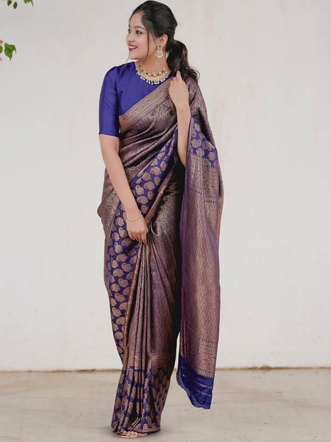 

Aldwych Ethnic Motifs Woven Design Zari Banarasi Saree, Blue