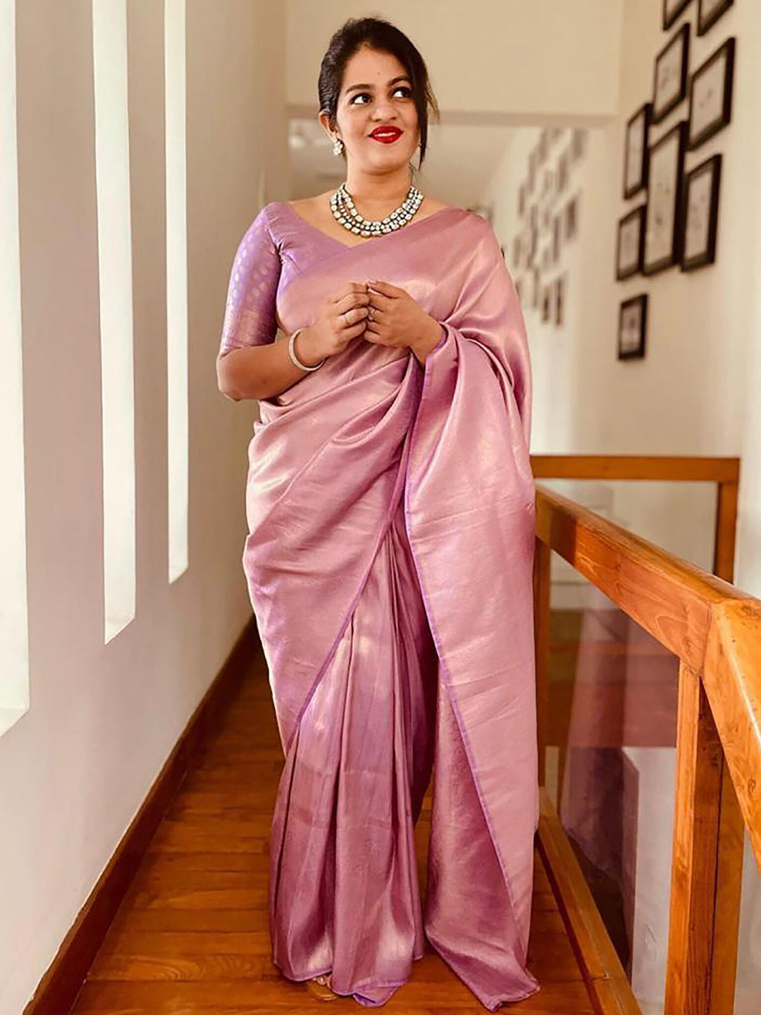 

Aldwych Zari Banarasi Saree, Pink