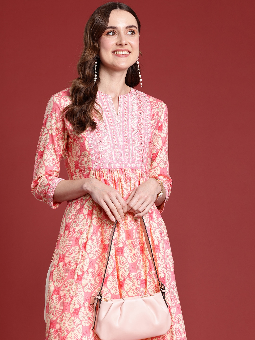 

Anouk Women Ethnic Motifs Embroidered Thread Work Kurta, Peach
