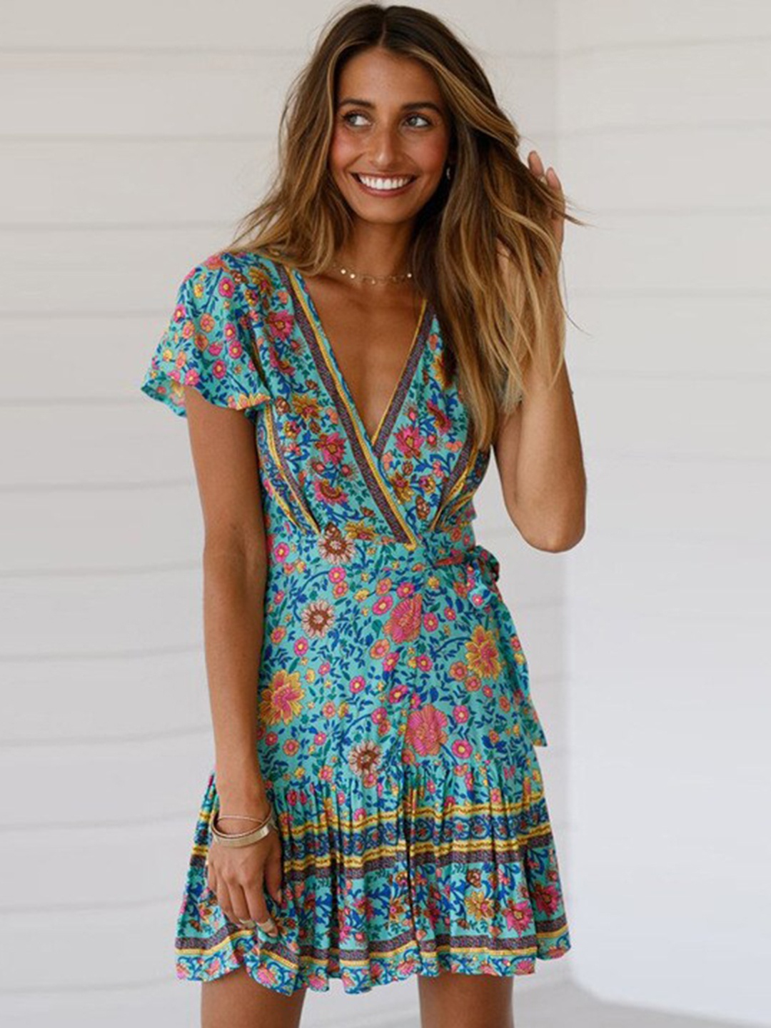 

StyleCast Green Floral Printed Flared Sleeve Cotton Tie Up A-Line Dress