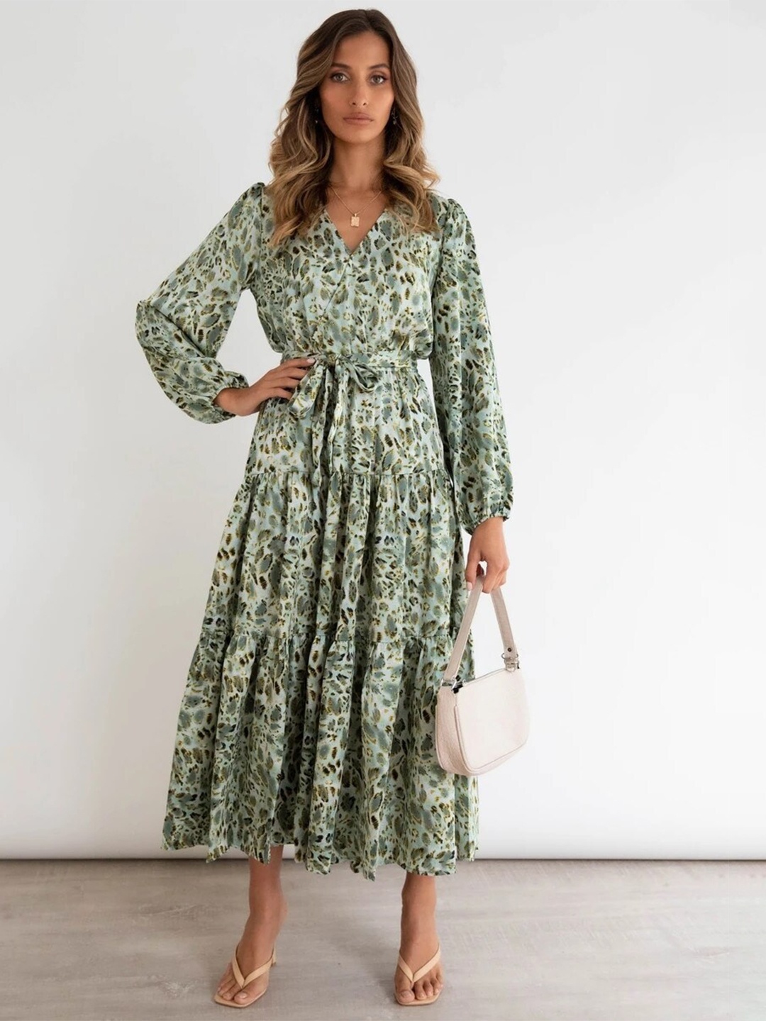 

StyleCast Green Floral Printed Satin Maxi Dress