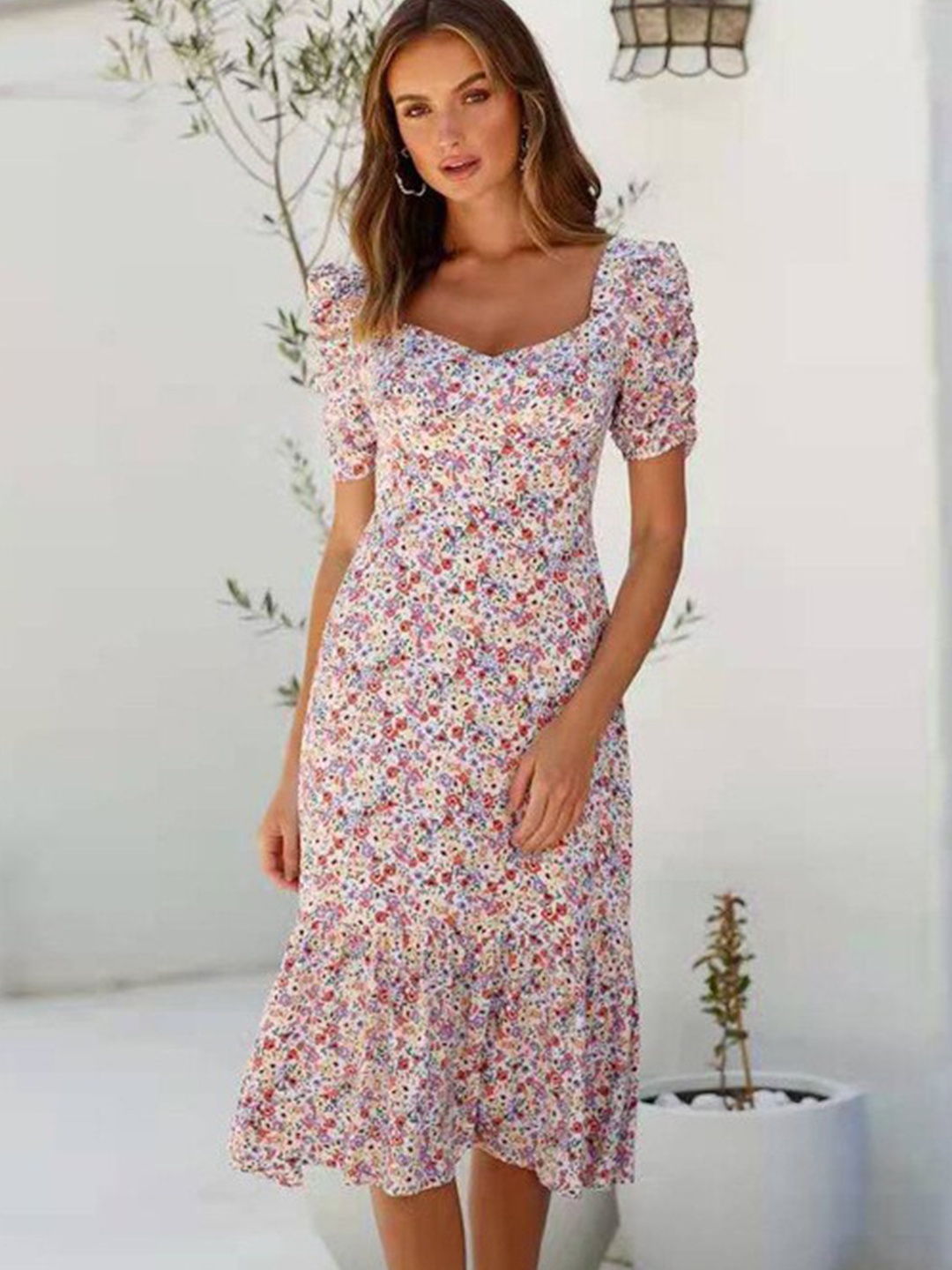 

StyleCast White Floral Print Puff Sleeve Sweetheart Neck A-Line Dress