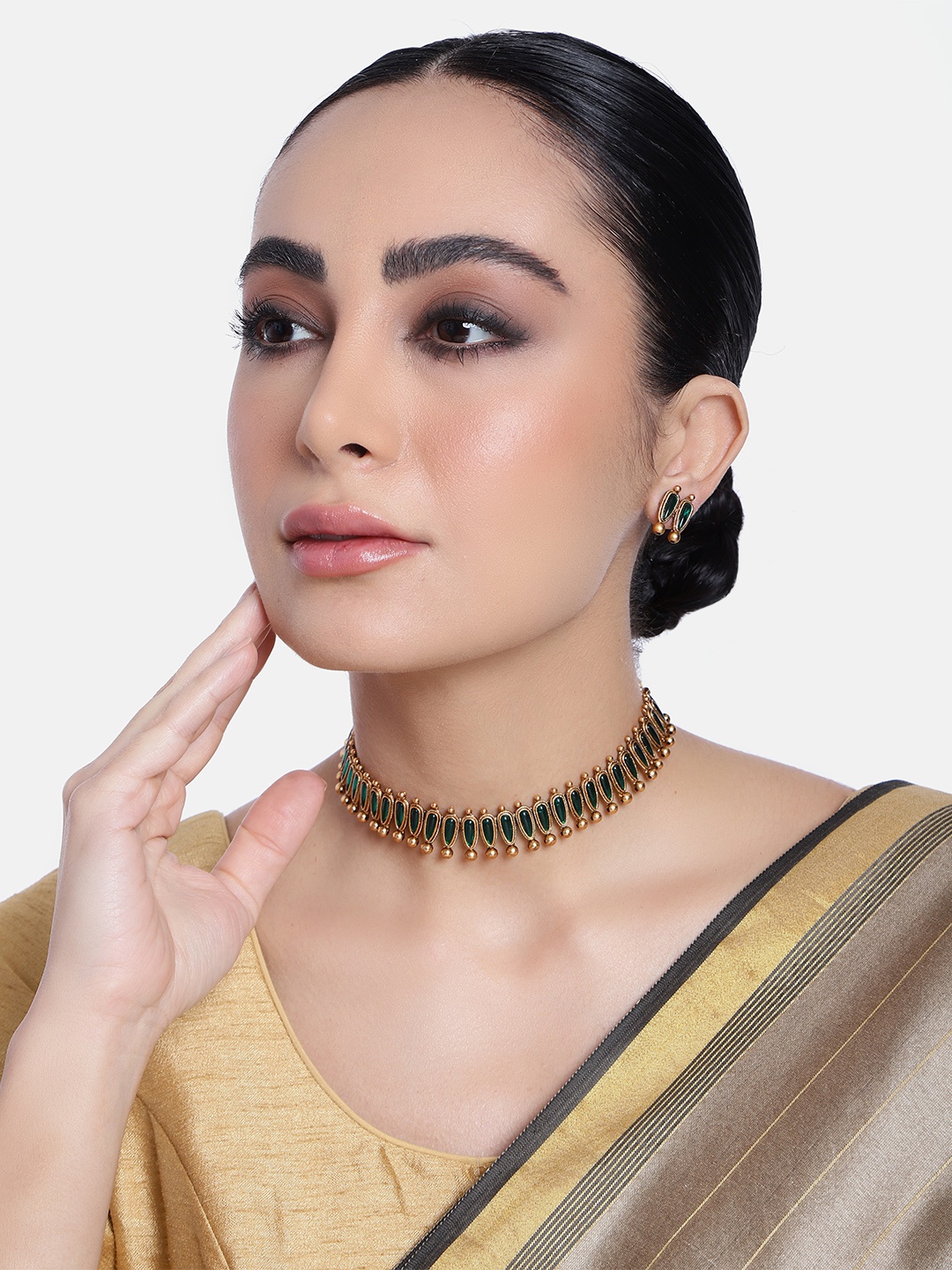 

GRIIHAM Gold-Plated AD-Studded Jewellery Set, Green